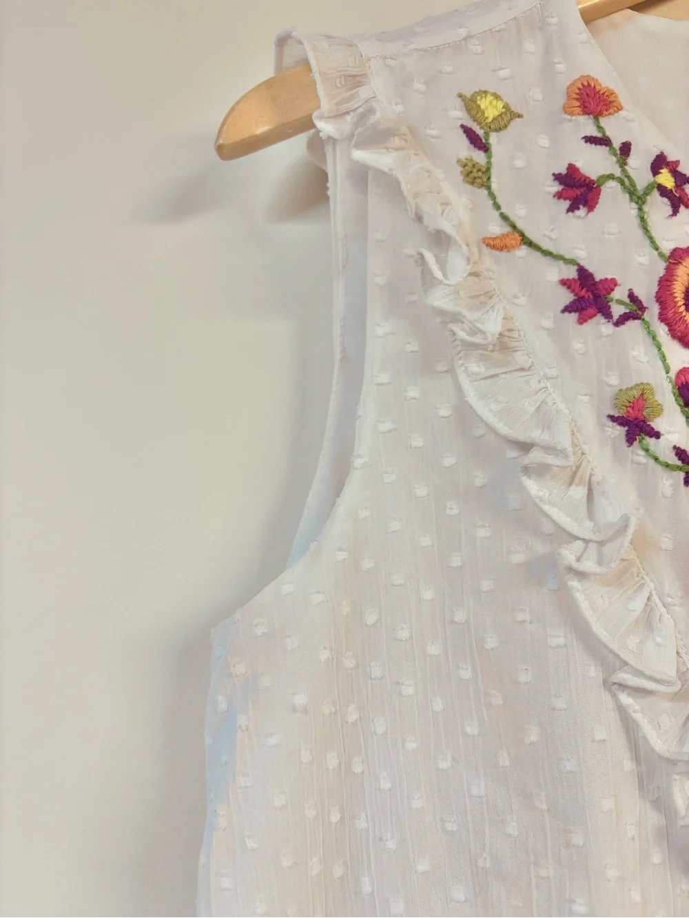Zara White Lace Floral Embroidered Sleeveless Tank Medium - Picture 5 of 8